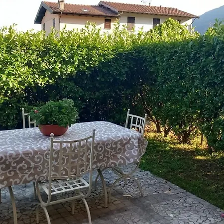 My Holiday - Barbignano 3 Apartment *